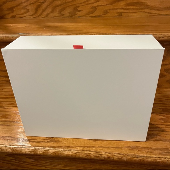 James Allen Empty Gift Box - Picture 2 of 4